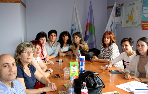 FTTUB_women_meeting